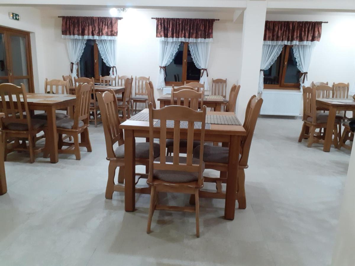 Pensiunea Bradul Dealu Stefanitei 외부 사진
